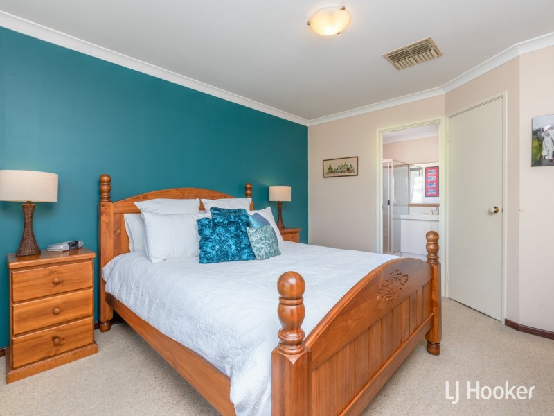 12 Tarragon Place, Thornlie WA 6108