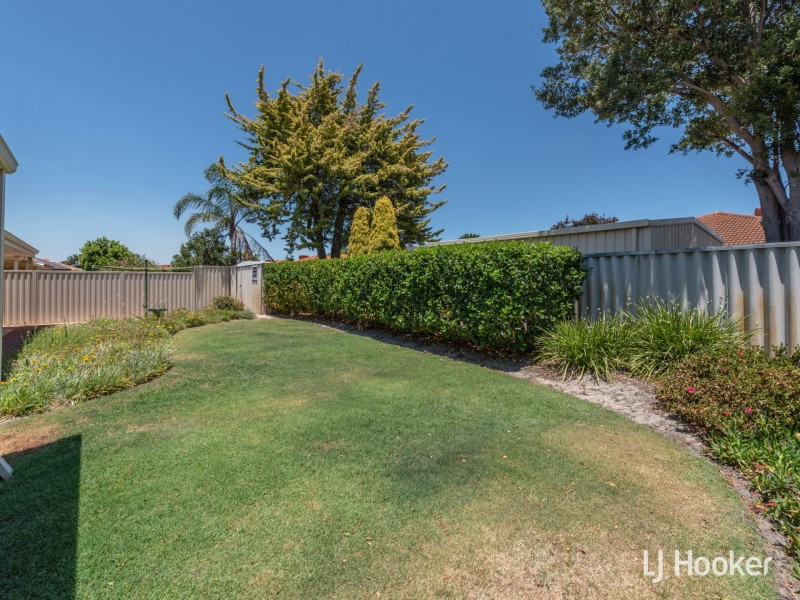 12 Tarragon Place, Thornlie WA 6108