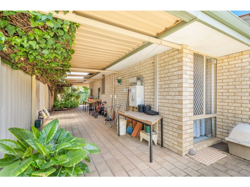 20B Lester Drive, Thornlie WA 6108