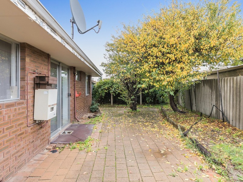 15A Willow Way, Maddington WA 6109