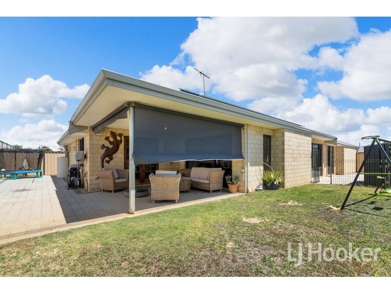 6 Starlight Pass, Seville Grove WA 6112