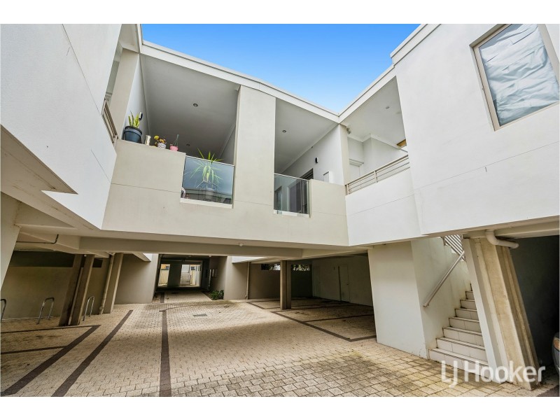 8/45 May Street, Gosnells WA 6110