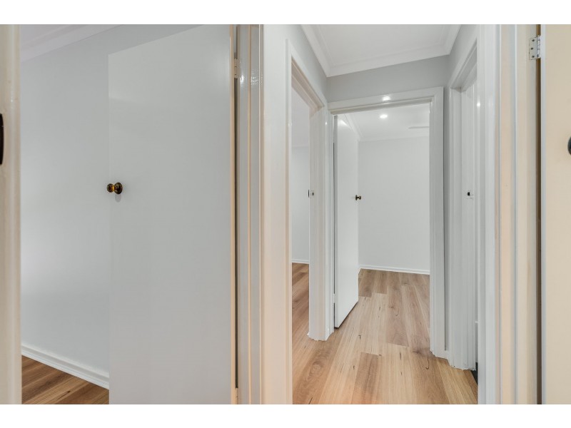 12 Tullamore Avenue, Thornlie WA 6108