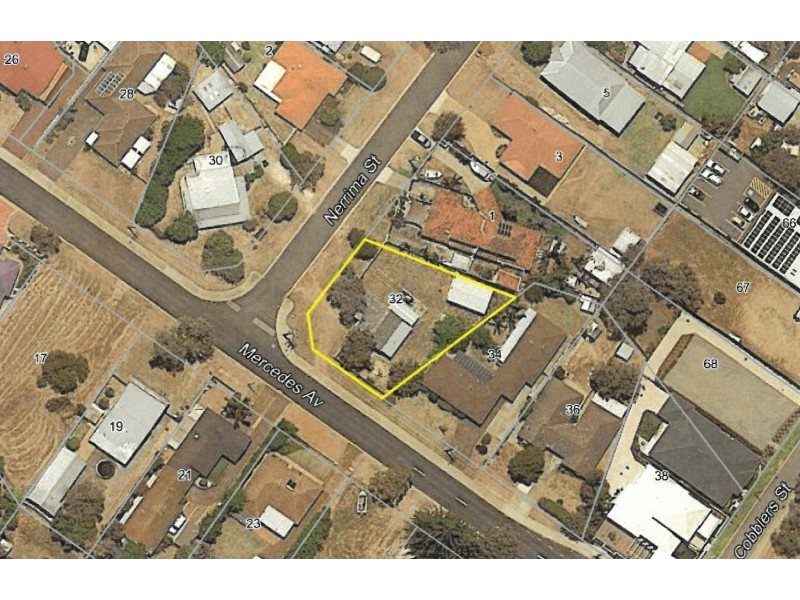32 Mercedes Avenue, Falcon WA 6210