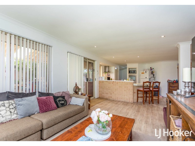 2 Hakea Court, Thornlie WA 6108