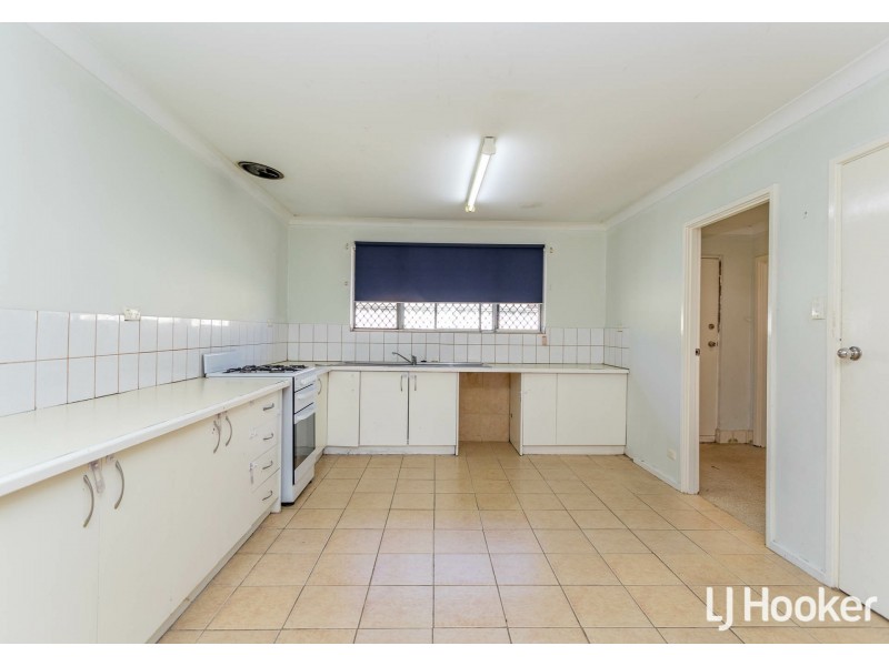 285 Railway Avenue, Armadale WA 6112