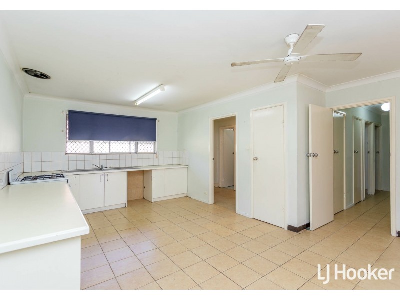 285 Railway Avenue, Armadale WA 6112