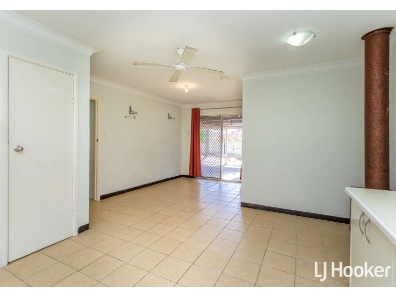 285 Railway Avenue, Armadale WA 6112
