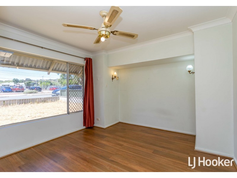 285 Railway Avenue, Armadale WA 6112