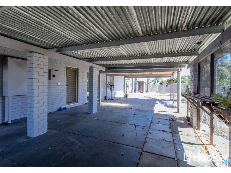 285 Railway Avenue, Armadale WA 6112