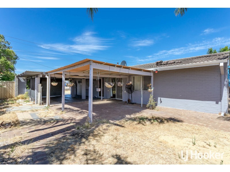 285 Railway Avenue, Armadale WA 6112