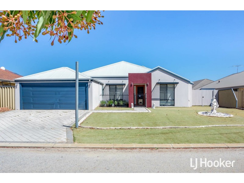 8 Bressingham Street, Canning Vale WA 6155
