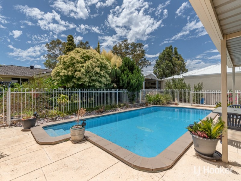 12 Coral Street, Martin WA 6110