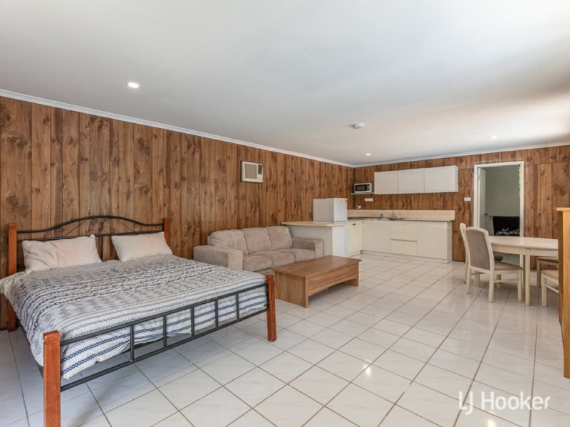 12 Coral Street, Martin WA 6110