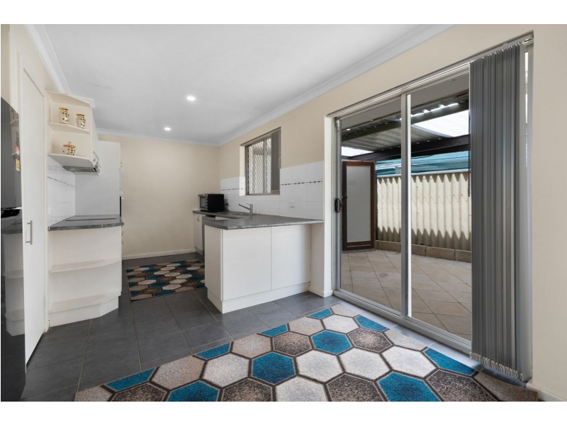 22 Sandon Road, Thornlie WA 6108