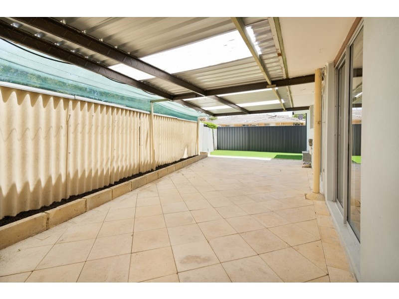 22 Sandon Road, Thornlie WA 6108