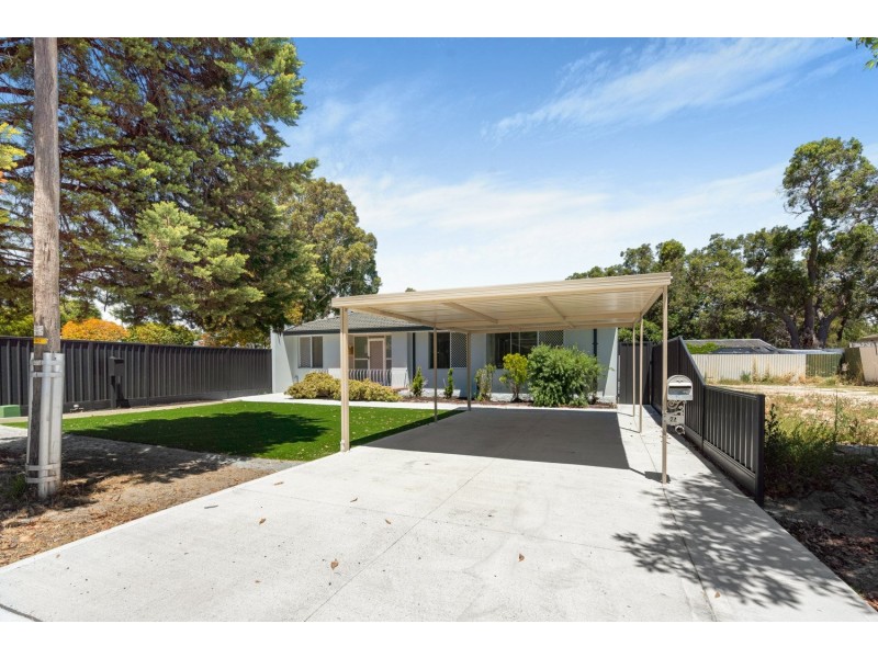 22 Sandon Road, Thornlie WA 6108