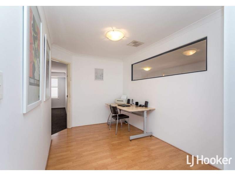 8 Cadoux Promenade, Canning Vale WA 6155