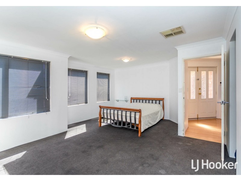 8 Cadoux Promenade, Canning Vale WA 6155