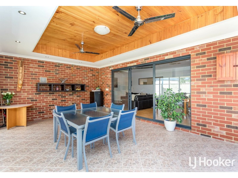 8 Cadoux Promenade, Canning Vale WA 6155