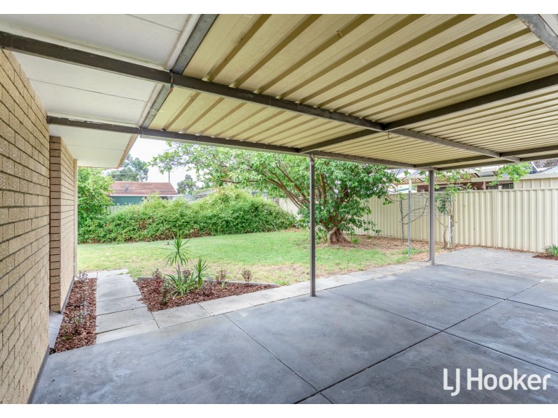 140 Berehaven Avenue, Thornlie WA 6108