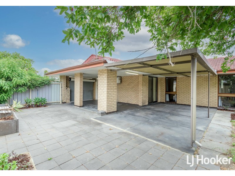 140 Berehaven Avenue, Thornlie WA 6108