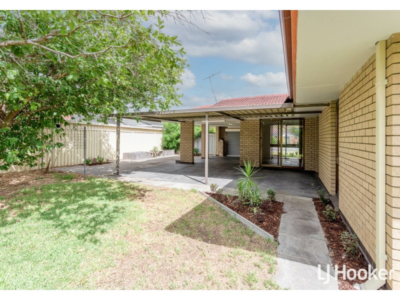 140 Berehaven Avenue, Thornlie WA 6108