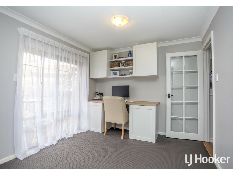 9 Bottlebrush Drive, Thornlie WA 6108