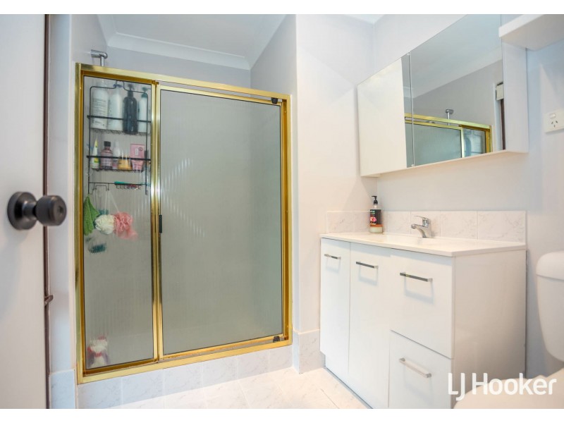 9 Bottlebrush Drive, Thornlie WA 6108