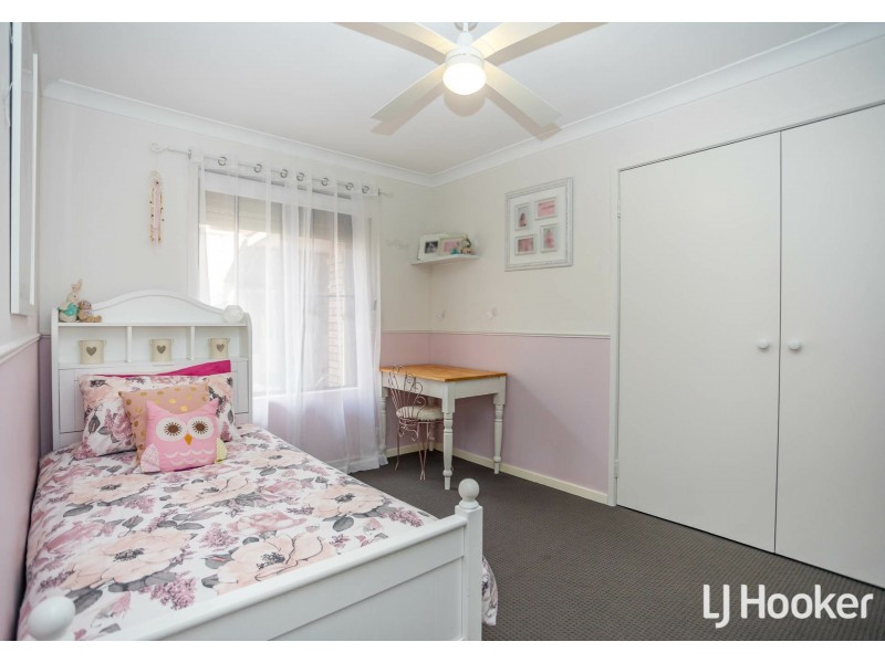 9 Bottlebrush Drive, Thornlie WA 6108