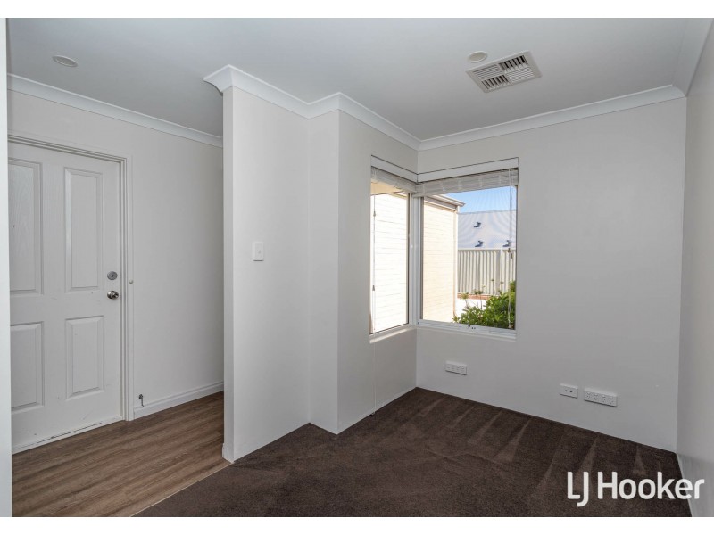 37 Davenport Approach, Wandi WA 6167