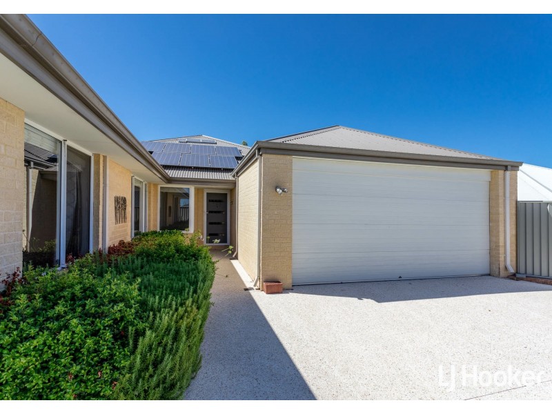 37 Davenport Approach, Wandi WA 6167