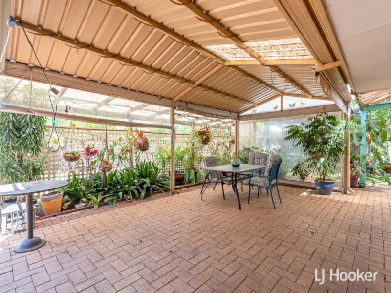 11 Chesterton Street, Thornlie WA 6108