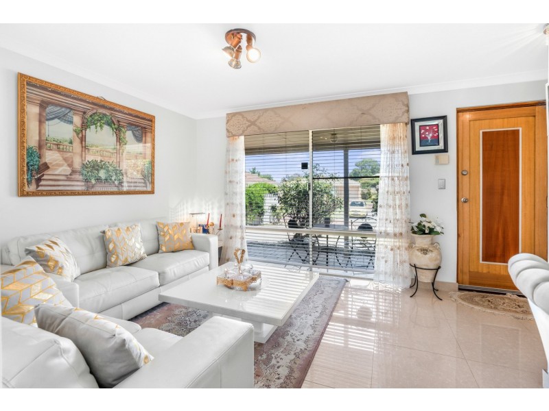 48 Hillegine Court, Gosnells WA 6110