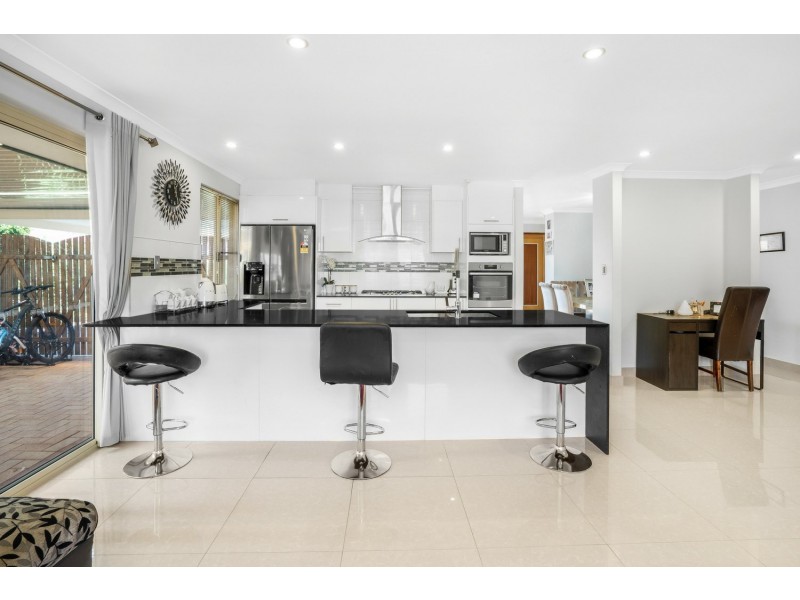 48 Hillegine Court, Gosnells WA 6110