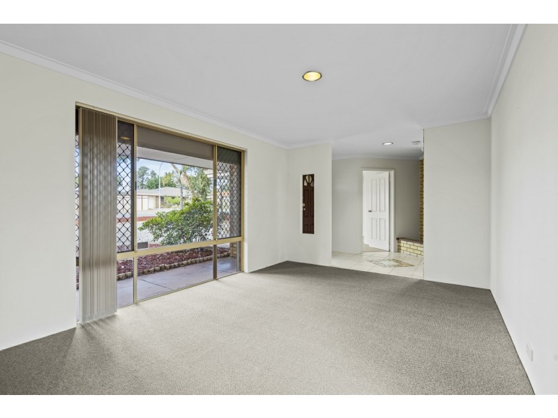 23 Explorer Drive, Thornlie WA 6108