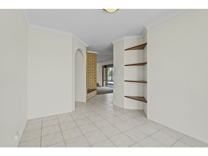 23 Explorer Drive, Thornlie WA 6108