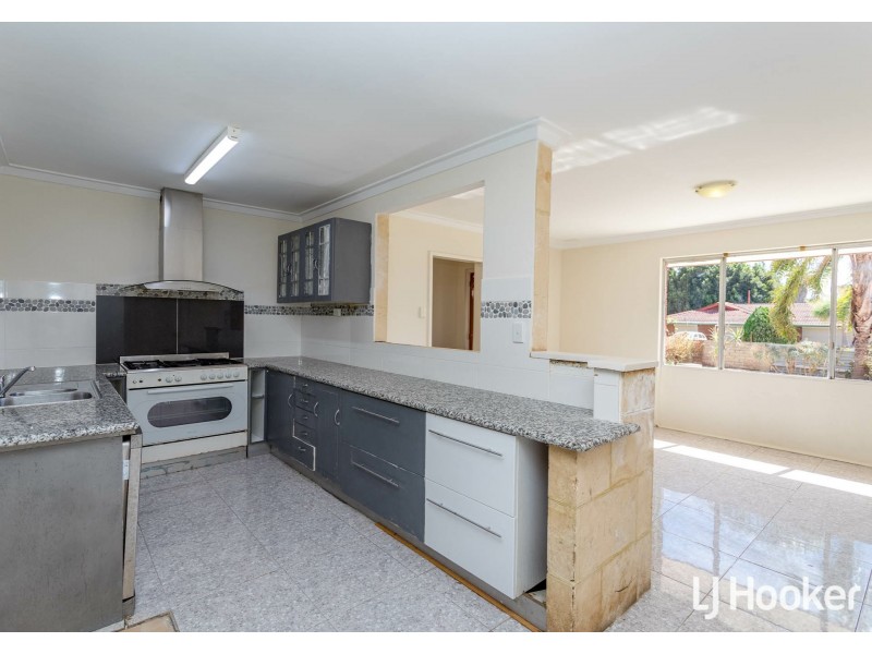 59 McNamara Drive, Thornlie WA 6108