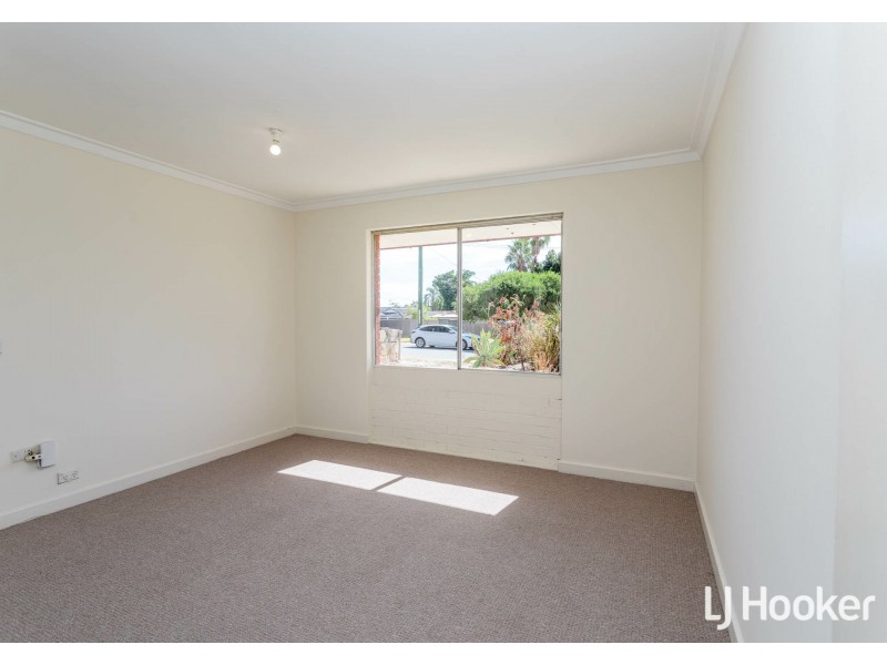 59 McNamara Drive, Thornlie WA 6108