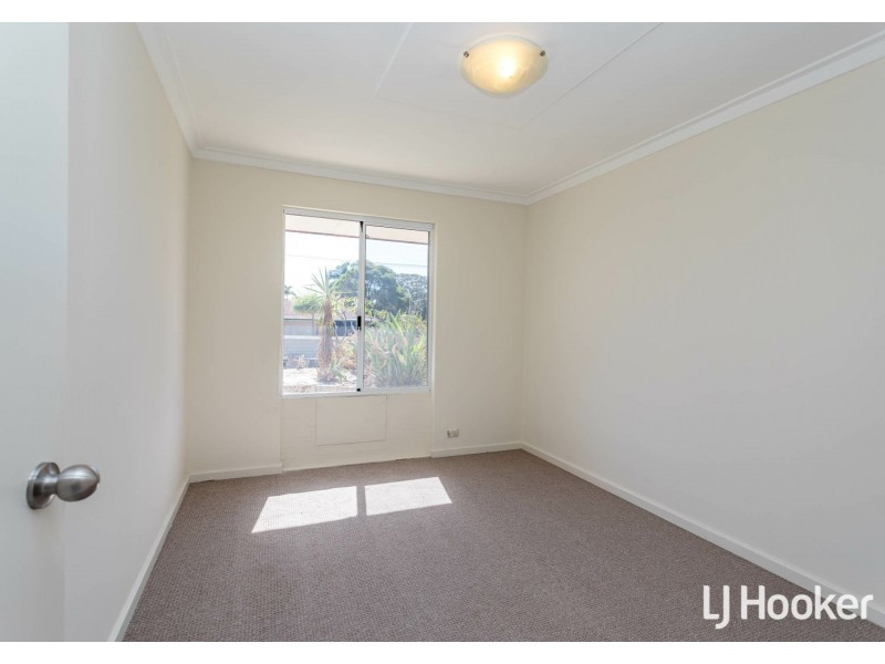 59 McNamara Drive, Thornlie WA 6108