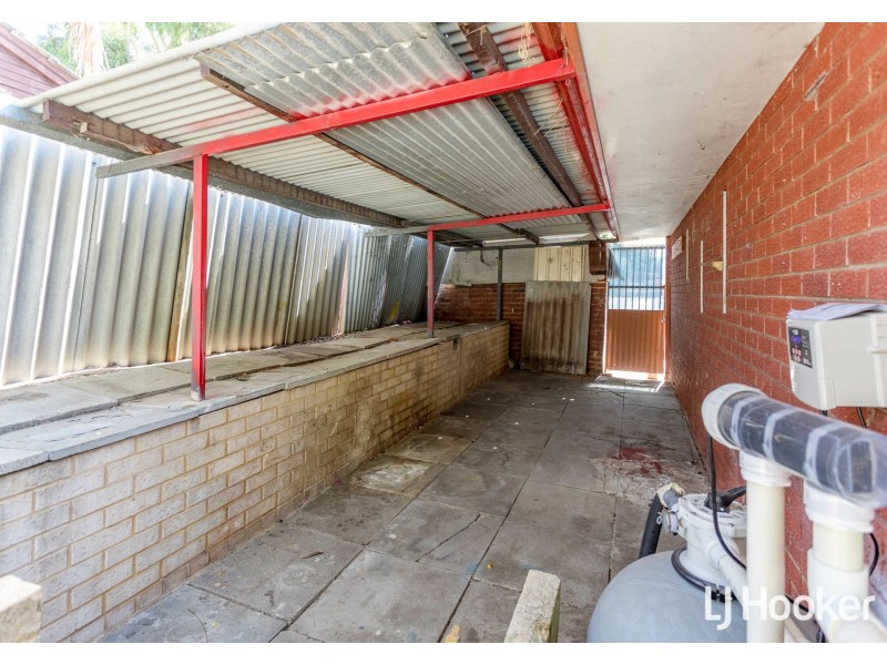 59 McNamara Drive, Thornlie WA 6108