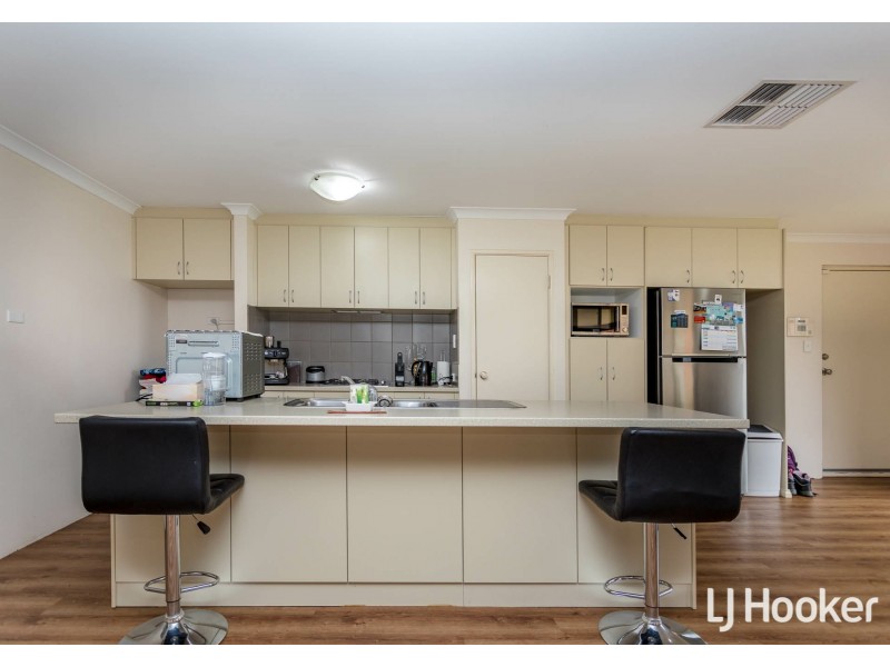 118 Runnymede Gate, Wellard WA 6170