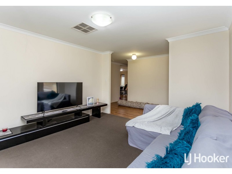 118 Runnymede Gate, Wellard WA 6170