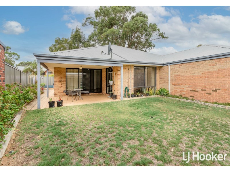 118 Runnymede Gate, Wellard WA 6170