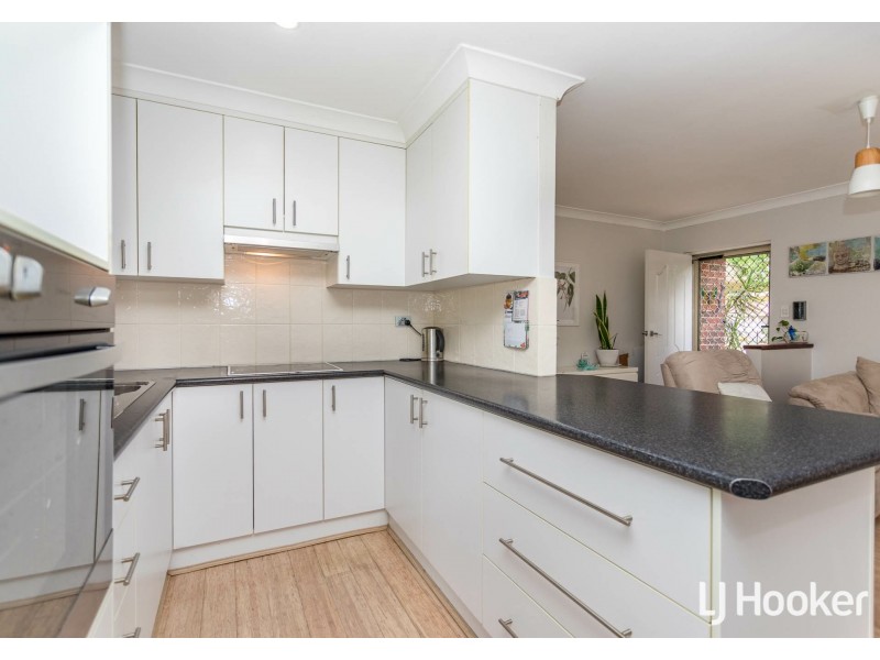 7 Netley Place, Armadale WA 6112