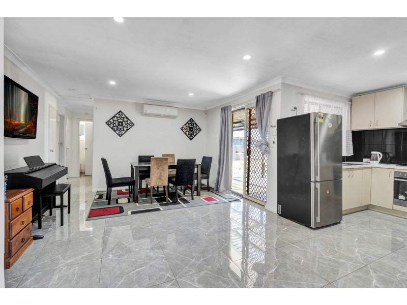 14 Federal Close, Gosnells WA 6110
