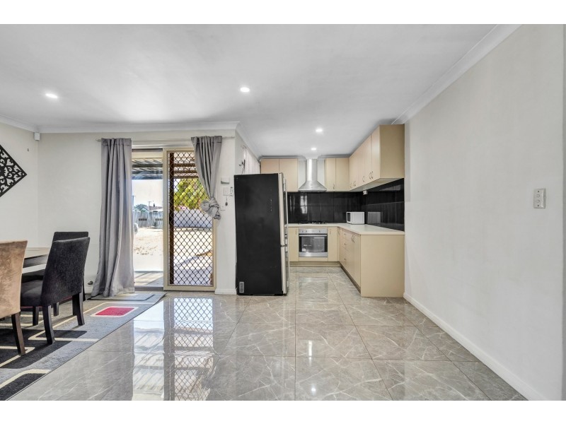 14 Federal Close, Gosnells WA 6110