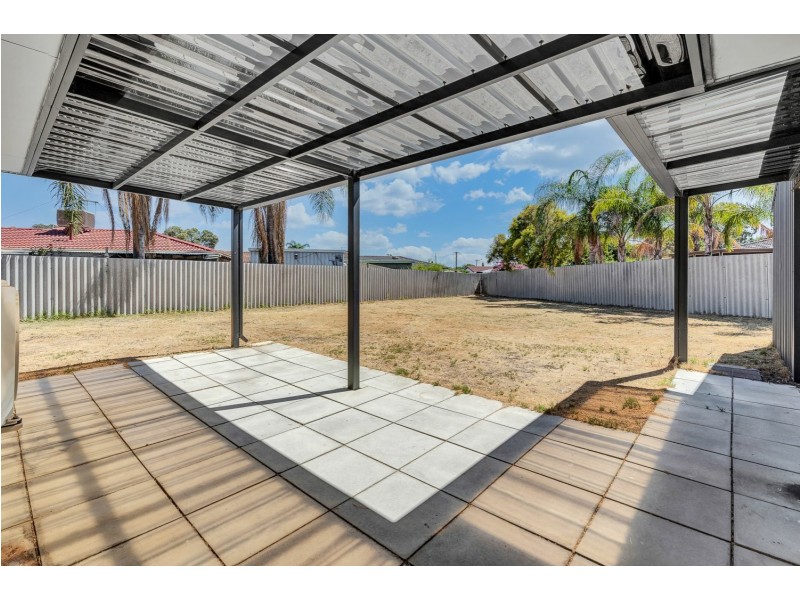 14 Federal Close, Gosnells WA 6110