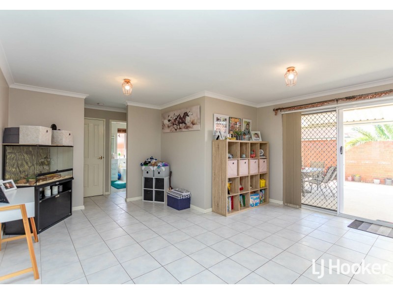 14/22 Swingler Way, Gosnells WA 6110