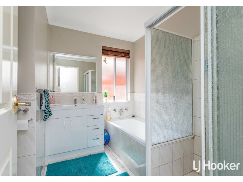 14/22 Swingler Way, Gosnells WA 6110